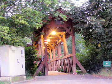 Alland, Austria Foot Bridge, WGN A-03-01. Photo by Gregor Wenda